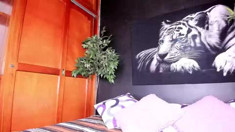 Anahi online show from February 19, 3:06 am