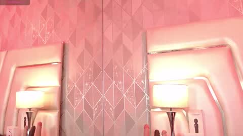 Anahis online show from March 31, 4:45 am