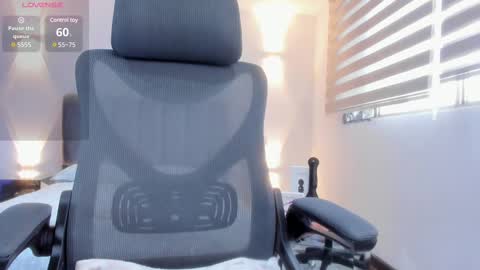 ana online show from March 12, 12:15 pm