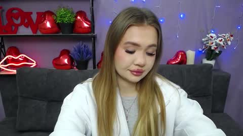 anastacyyellig online show from March 4, 9:00 pm