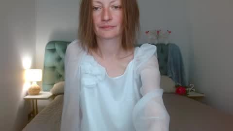 Stacy online show from June 1, 10:54 pm