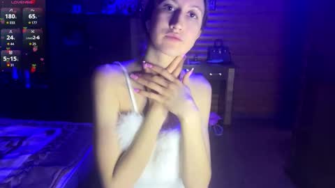 Ashley Cooper online show from November 3, 5:50 pm