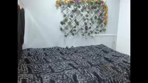 andrea1_ebony online show from November 12, 9:35 pm