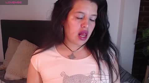 ANDREA  online show from November 3, 4:00 pm