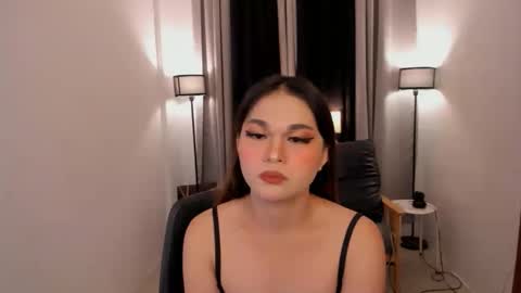 THEA SMITH online show from May 19, 1:51 pm