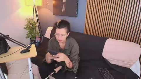 andy  online show from March 14, 4:35 am