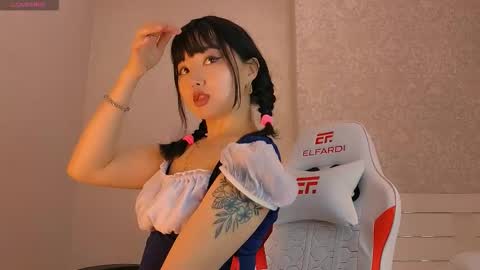 angel_asia_ online show from November 11, 6:20 am