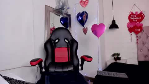 angel hardy online show from March 12, 12:15 pm