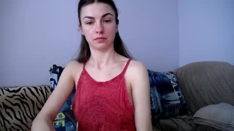 Zoe online show from April 8, 9:00 am