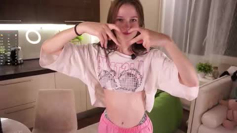 Mary online show from September 13, 12:57 pm