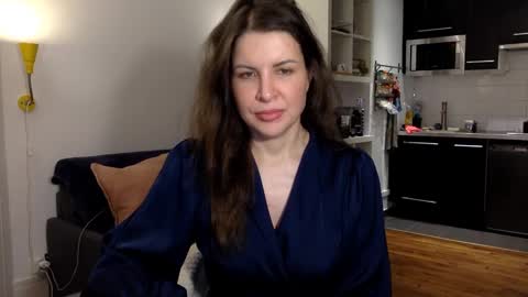 Angela online show from February 17, 8:06 pm