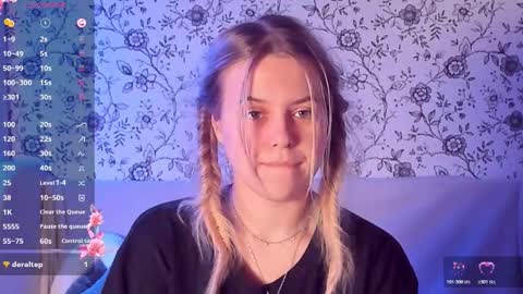 Darsi Anty online show from December 4, 3:13 pm