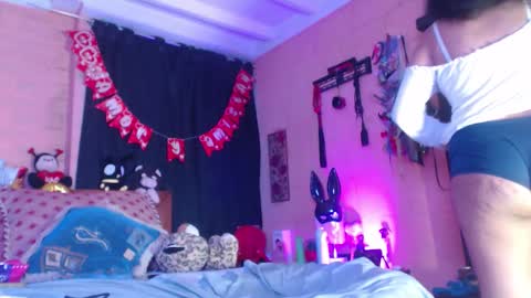 angelataysonvip online show from February 18, 6:12 am