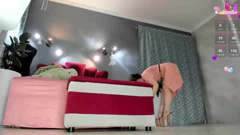 Angela online show from October 9, 11:14 am