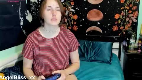 Angel online show from November 22, 1:08 am