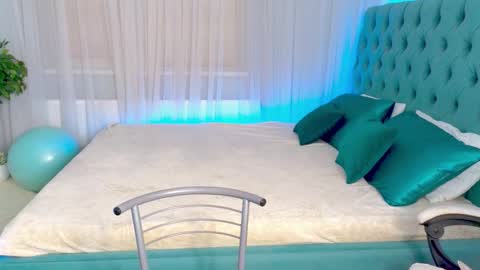 Ksenia online show from November 22, 1:14 pm