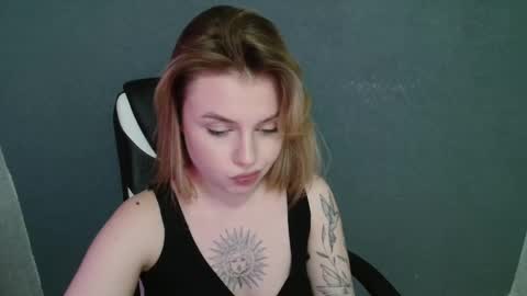 angelicablanch online show from November 16, 10:43 pm