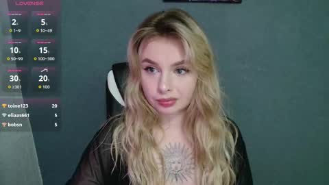 angelicablanch online show from October 27, 10:04 pm