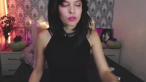 Angelika Rouge online show from November 9, 5:20 pm