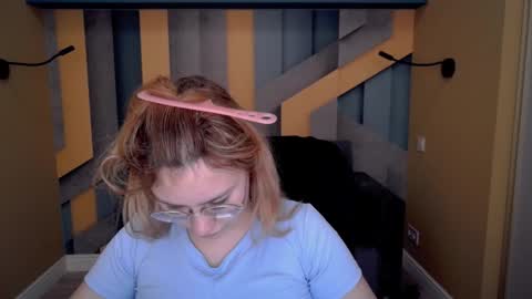 AngelinaLow online show from January 5, 5:27 pm