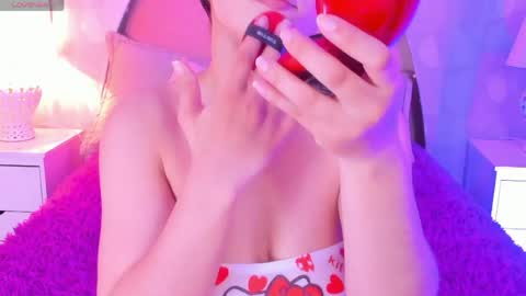 angeline online show from March 30, 12:16 pm