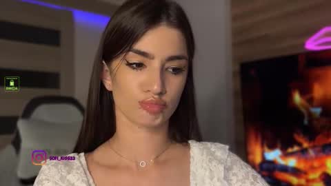 angelmi171 online show from September 10, 6:30 pm