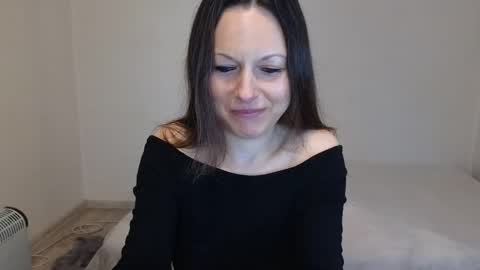 Giulia online show from April 2, 12:13 pm