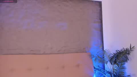 angy_avila online show from October 31, 12:31 pm