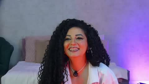 anissia teaser online show from February 4, 6:49 am