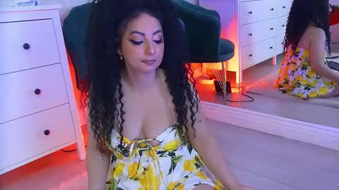 anissia teaser online show from December 19, 6:16 am