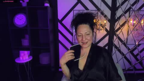 Anita online show from January 9, 9:58 pm