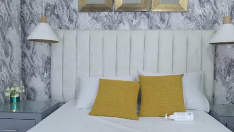 Dania Lpez online show from July 6, 12:21 pm