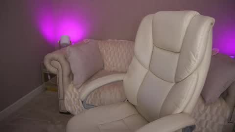 Anita online show from September 30, 7:14 am