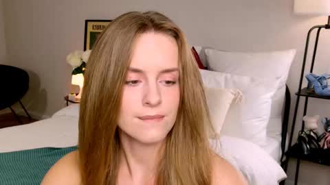 Anita online show from September 14, 5:00 pm