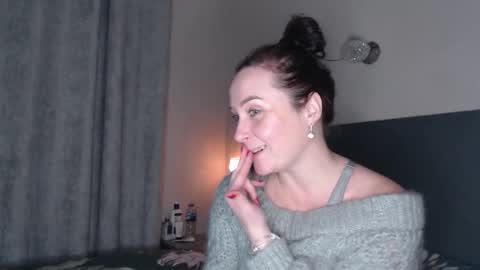 anjutka08 online show from December 19, 4:32 pm