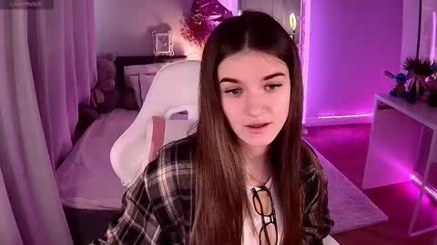 ann_woood online show from March 4, 7:26 am