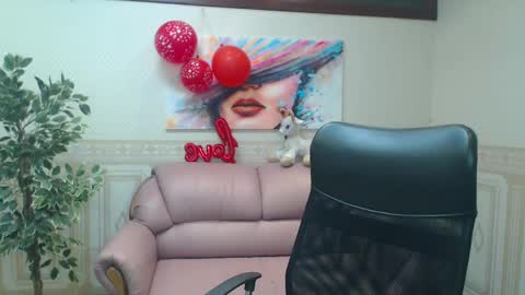 Anna Ditrih online show from February 14, 1:18 pm