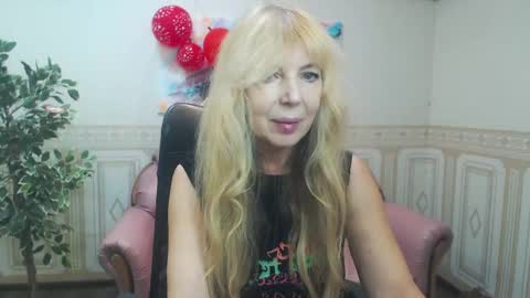 Anna Ditrih online show from February 18, 12:49 pm