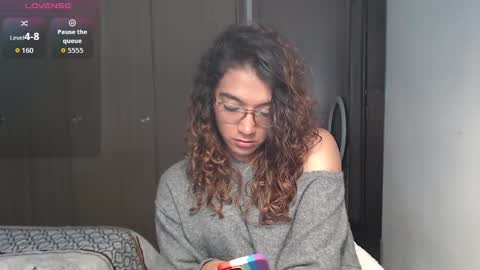 Anna online show from October 7, 3:49 pm