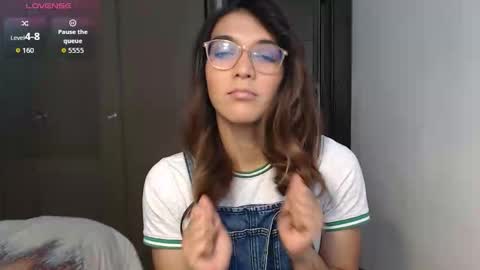 Anna online show from November 12, 4:27 pm