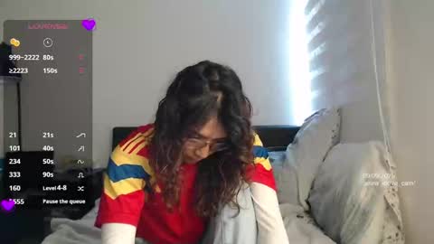 Anna online show from September 9, 3:23 pm