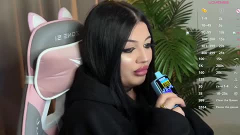 Anna online show from March 22, 3:51 pm