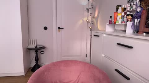 Anna online show from April 17, 2:02 am