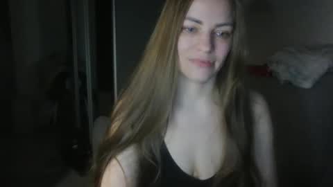 annadiamond1 online show from April 17, 10:01 pm