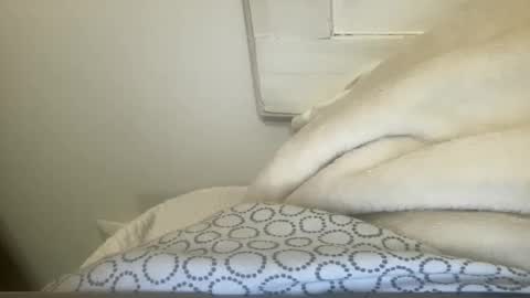 annagal18 online show from April 12, 9:28 pm