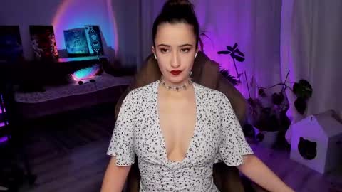 annalluring online show from January 31, 12:29 pm