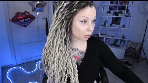 Anna online show from February 18, 3:00 pm