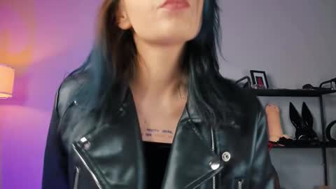 Anna online show from September 25, 7:23 pm