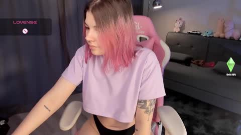 Anna online show from March 6, 3:45 pm