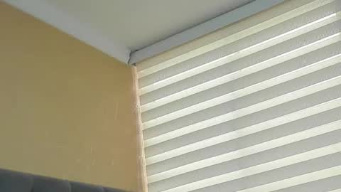       online show from March 5, 9:54 pm